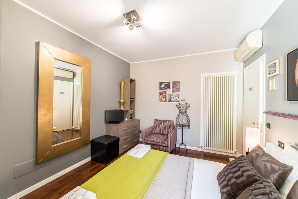 Domus San Martino Guesthouse Πιατσέντζα Εξωτερικό φωτογραφία