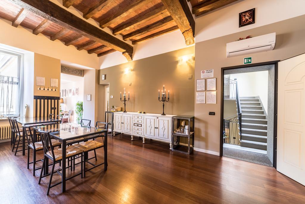 Domus San Martino Guesthouse Πιατσέντζα Εξωτερικό φωτογραφία